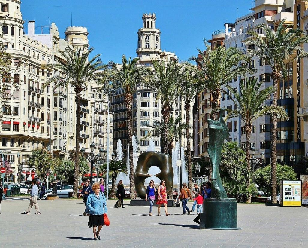 Hotel Manises Extérieur photo