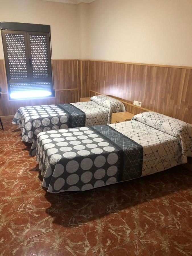 Hotel Manises Extérieur photo